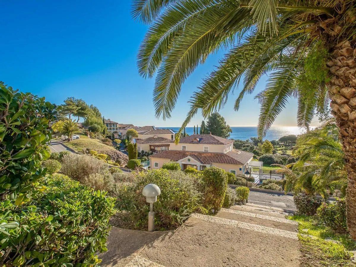 Apartment Village Cap Esterel - L'Esquinade-95 By Interhome Saint-Raphaël Francja