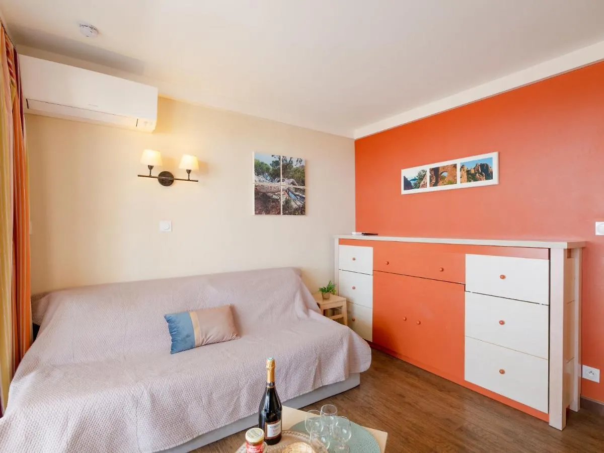 Apartment Village Cap Esterel - L'Esquinade-95 By Interhome Saint-Raphaël Francja
